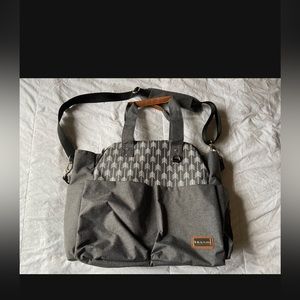 Lekebaby diaper bag